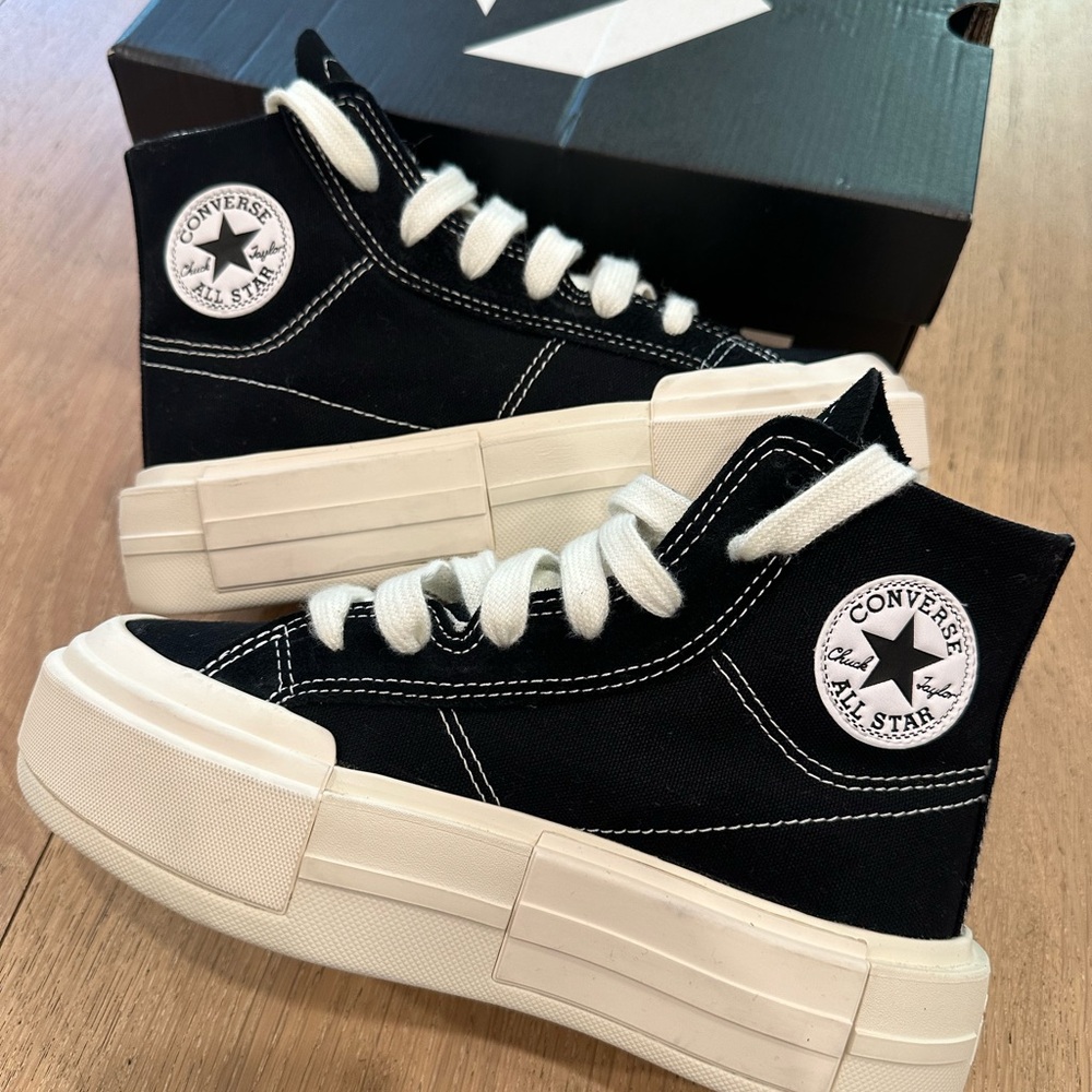 Converse Women's Black and White Platform Sneakers - Brand New with Box